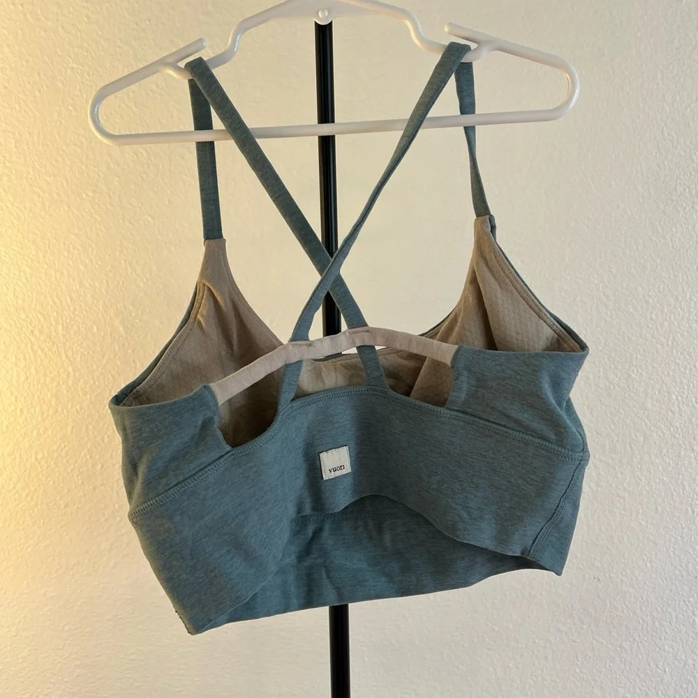 Vuori Blue Women's Workout Top and Leggings - Workout Set Size Small - Picture 6 of 16